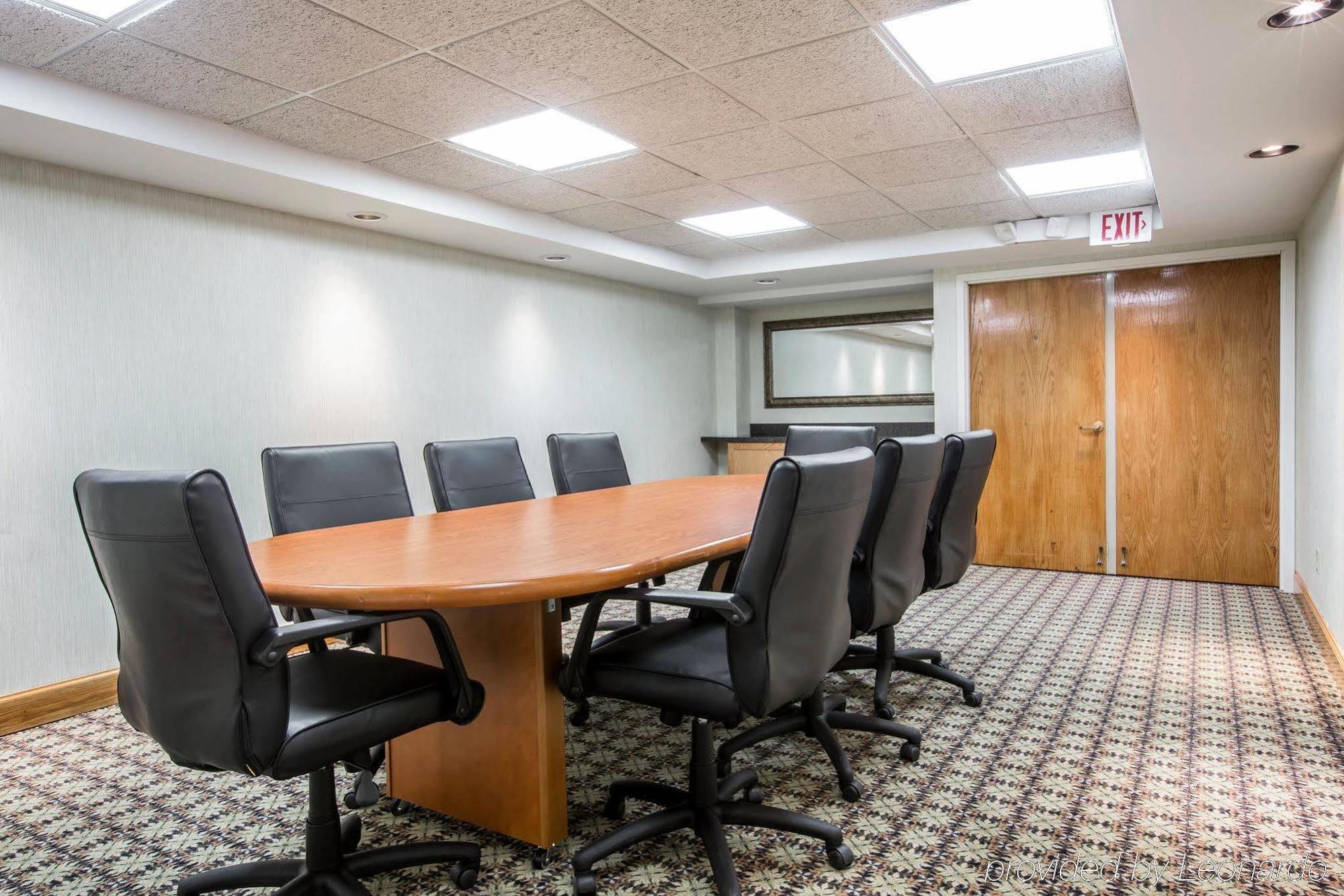 Comfort Suites South Burlington Near University エクステリア 写真