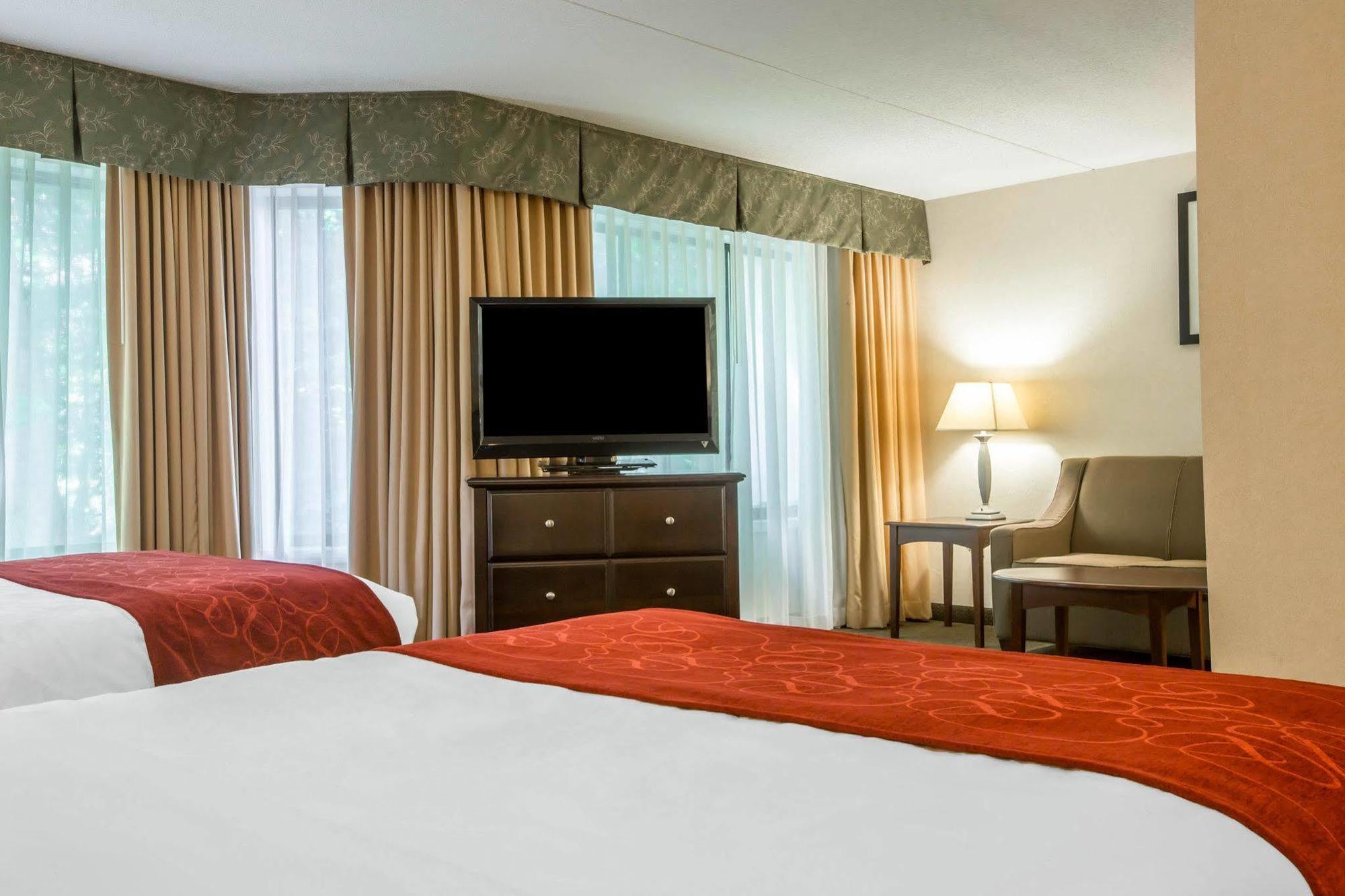 Comfort Suites South Burlington Near University エクステリア 写真